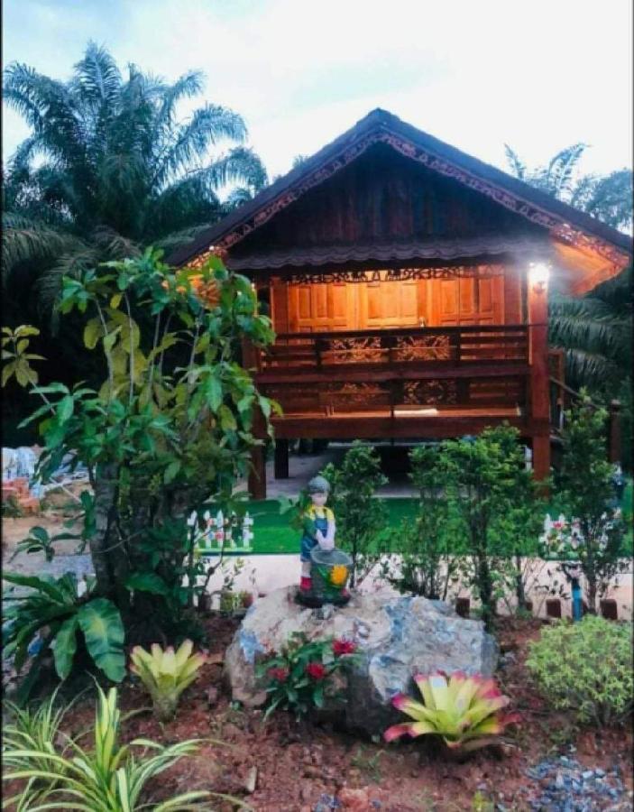 Kob Suk Resort K7 , K10 Sichon Esterno foto