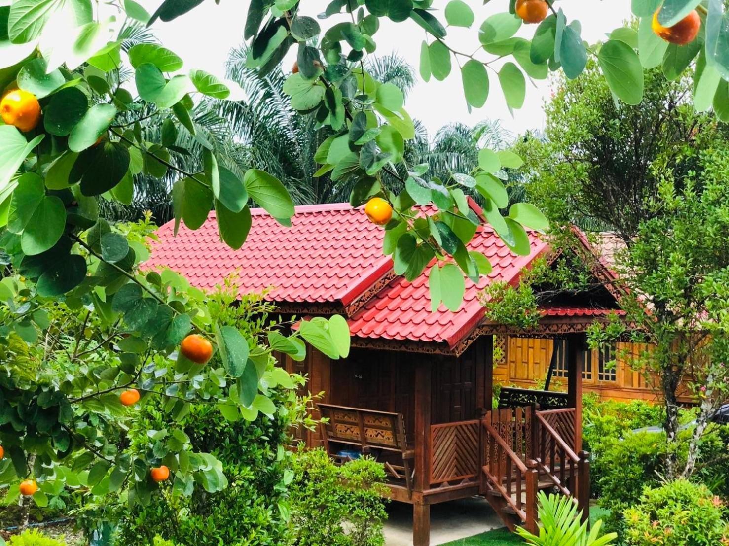 Kob Suk Resort K7 , K10 Sichon Esterno foto